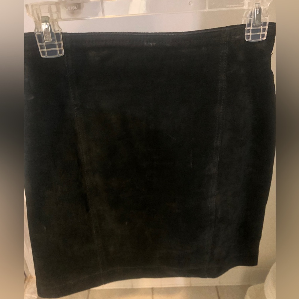 Suede skirt black mini lined! Soft and sexy